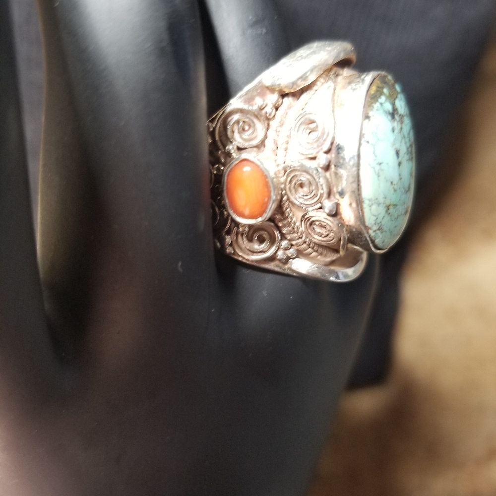 Spiderweb turquoise and coral ring - Picture 8 of 8